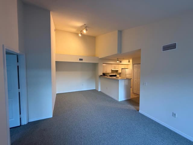 520 SW 111TH Avenue # 301, Pembroke Pines FL 33025 - Pembroke Pines, FL - Photo 5