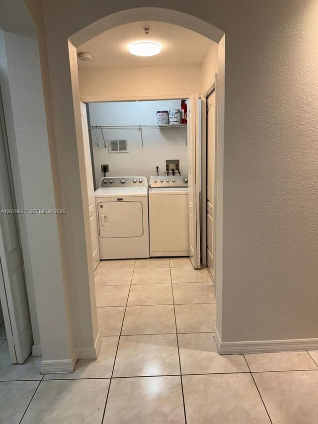 8956 W Flagler St # 208, Miami FL 33174 - Miami, FL - Photo 7