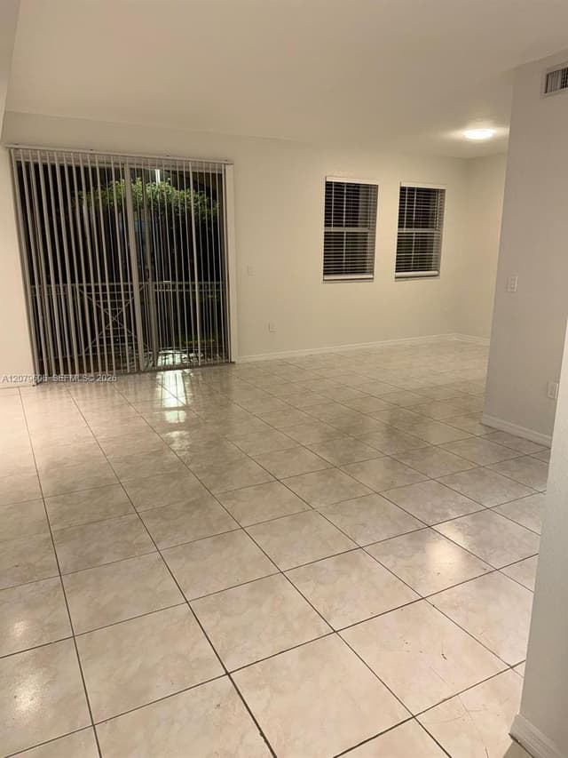 8956 W Flagler St # 208, Miami FL 33174 - Miami, FL - Photo 5
