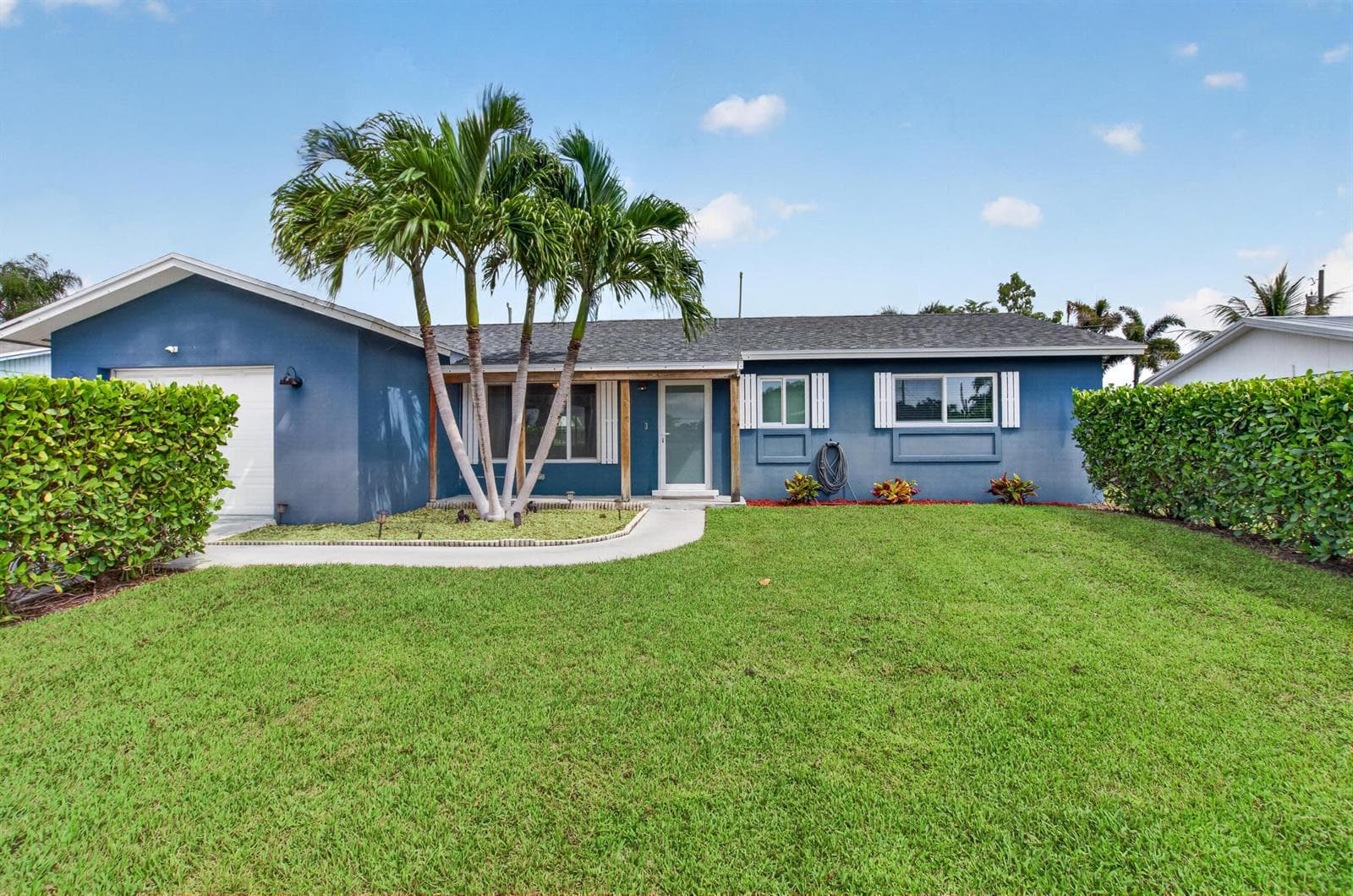 1023 SW 25TH Place, Boynton Beach FL 33426 - Boynton Beach, FL - Photo 1