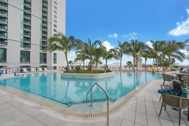 159 NE 6th St # 3303, Miami FL 33132 - Miami, FL - Photo 2