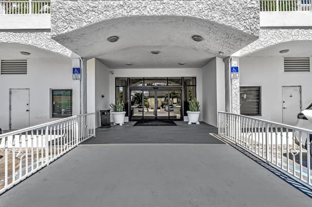 3015 N Ocean Boulevard # 16K, Fort Lauderdale FL 33308 - Fort Lauderdale, FL - Photo 2
