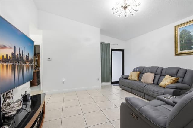 20752 SW 121st Ct, Miami FL 33177 - Miami, FL - Photo 5
