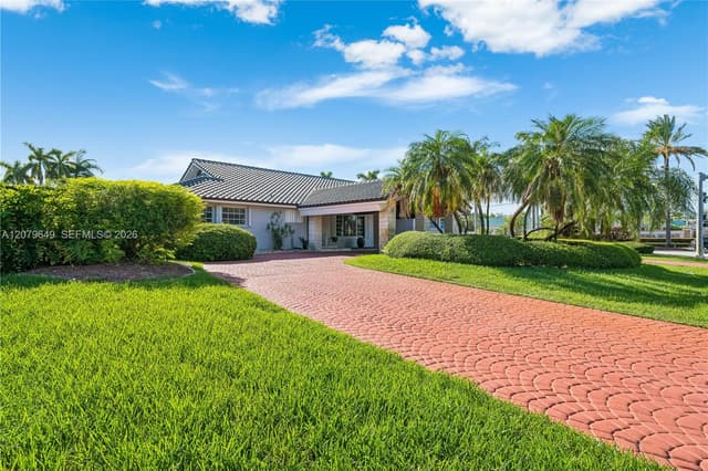590 NW 132nd Ave, Miami FL 33182 - Miami, FL - Photo 5