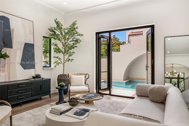 550 Malaga Ave # 1, Coral Gables FL 33134 - Coral Gables, FL - Photo 5