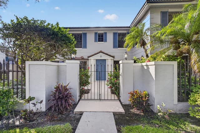 350 Prestwick Circle # 2, Palm Beach Gardens FL 33418 - Palm Beach Gardens, FL - Photo 6