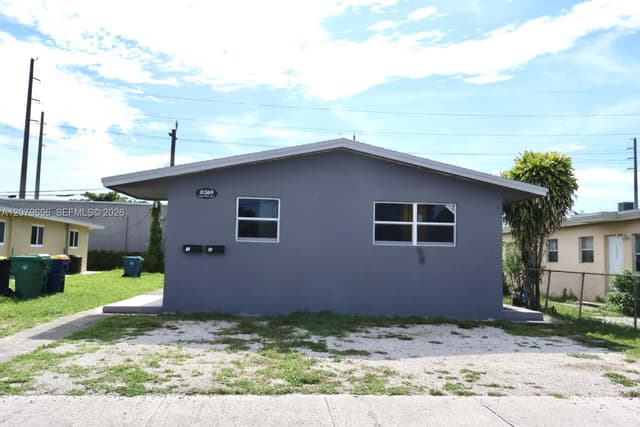 369 Phippen Waiters Rd, Dania Beach FL 33004 - Dania Beach, FL - Photo 3