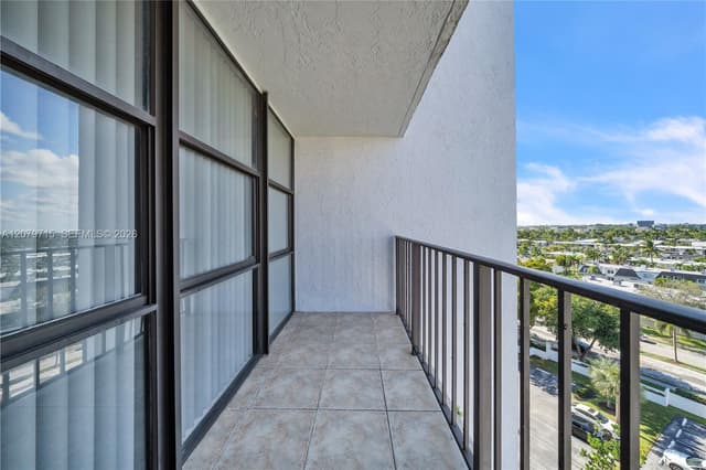 1000 Parkview Dr # 925, Hallandale Beach FL 33009 - Hallandale Beach, FL - Photo 6