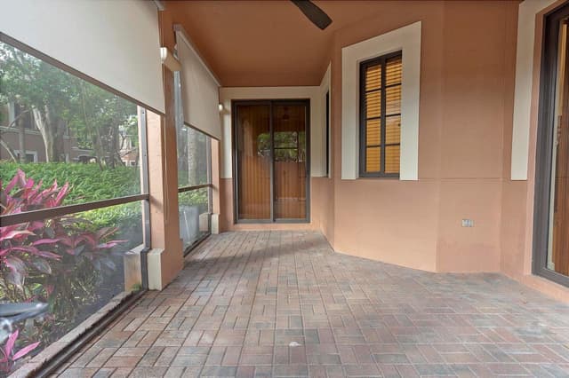 2742 Kinsington Circle, Weston FL 33332 - Weston, FL - Photo 6