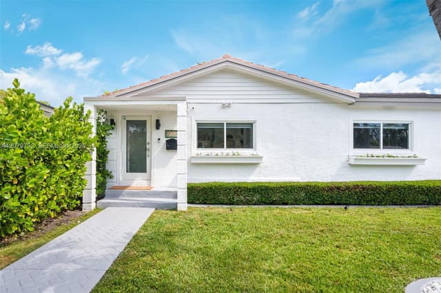 2521 SW 25th Ter, Miami FL 33133 - Miami, FL - Photo 2