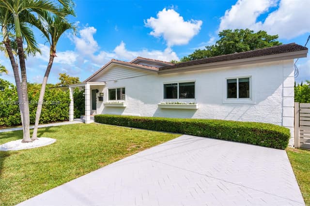 2521 SW 25th Ter, Miami FL 33133 - Miami, FL - Photo 3