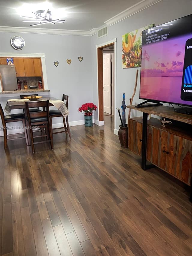 1075 W 68th St # 403, Hialeah FL 33014 - Hialeah, FL - Photo 5