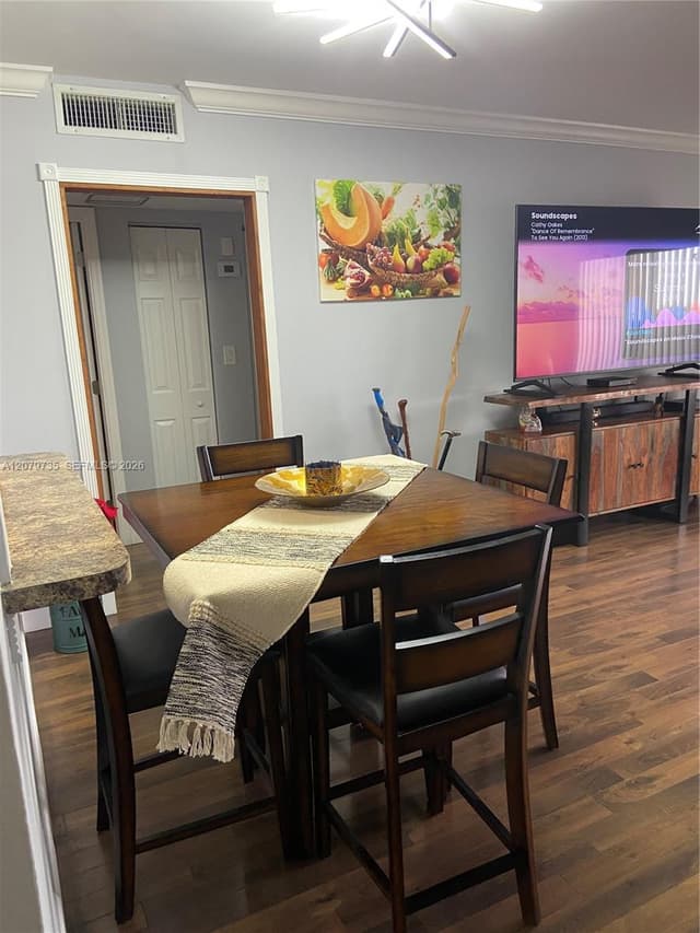 1075 W 68th St # 403, Hialeah FL 33014 - Hialeah, FL - Photo 4