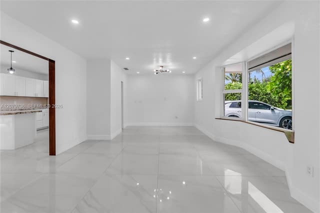 9450 SW 25th Dr, Miami FL 33165 - Miami, FL - Photo 6