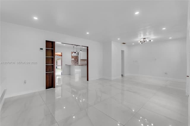 9450 SW 25th Dr, Miami FL 33165 - Miami, FL - Photo 5