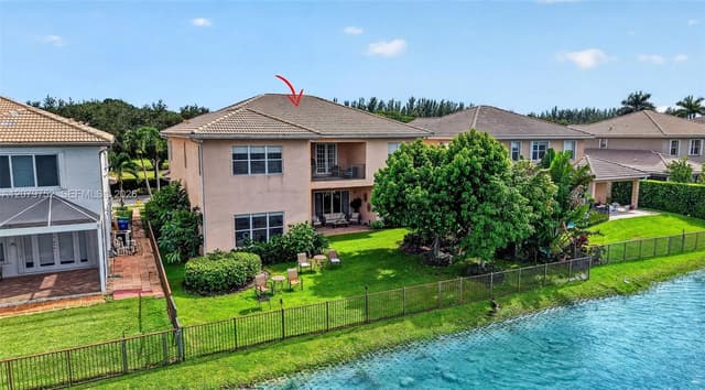 17579 SW 54th St, Miramar FL 33029 - Miramar, FL - Photo 2