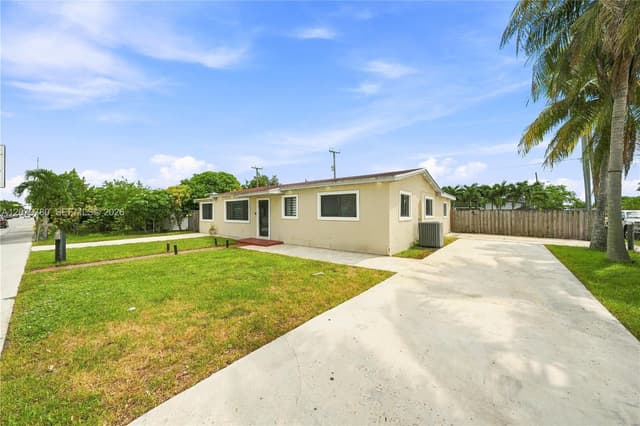 4041 W 8th Ave, Hialeah FL 33012 - Hialeah, FL - Photo 3