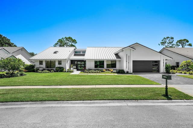 10574 Boca Woods Lane, Boca Raton FL 33428 - Boca Raton, FL - Photo 2
