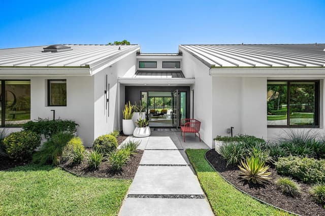 10574 Boca Woods Lane, Boca Raton FL 33428 - Boca Raton, FL - Photo 4