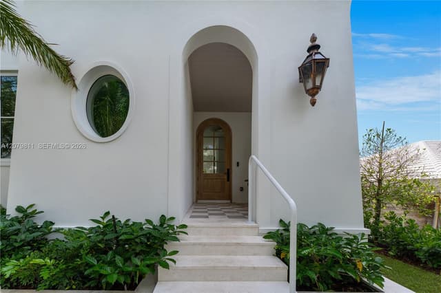 544 Warren Ln, Key Biscayne FL 33149 - Key Biscayne, FL - Photo 7