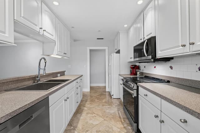 3291 NW 63RD Street, Fort Lauderdale FL 33309 - Fort Lauderdale, FL - Photo 2