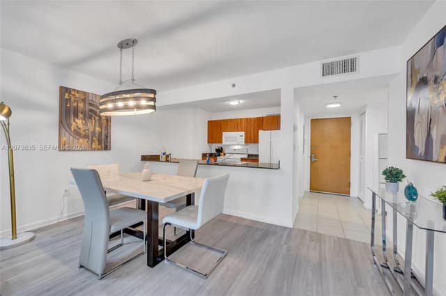 1200 Brickell Bay Dr # 2904, Miami FL 33131 - Miami, FL - Photo 7