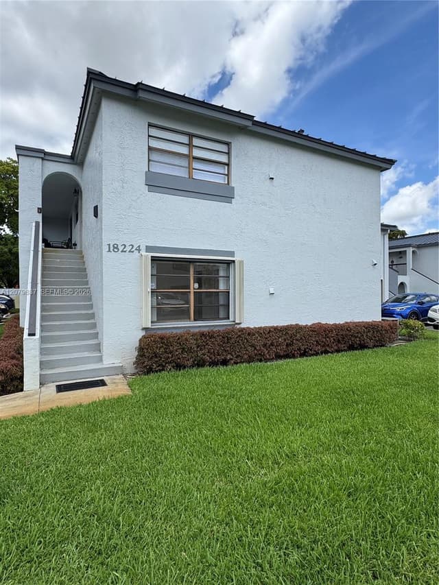 18224 Mediterranean Blvd # 17, Miami FL 33015 - Miami, FL - Photo 2