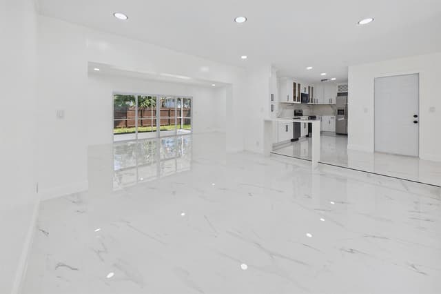 520 NW 43RD Avenue, Plantation FL 33317 - Plantation, FL - Photo 6