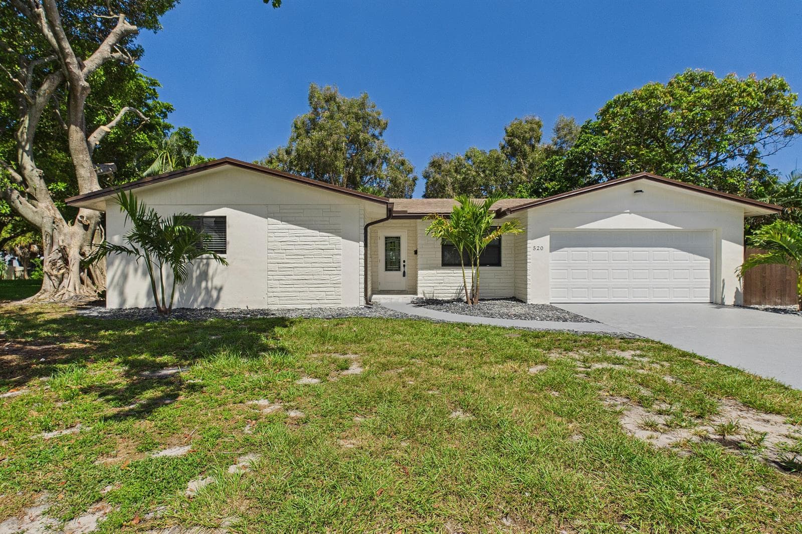 520 NW 43RD Avenue, Plantation FL 33317 - Plantation, FL - Photo 1