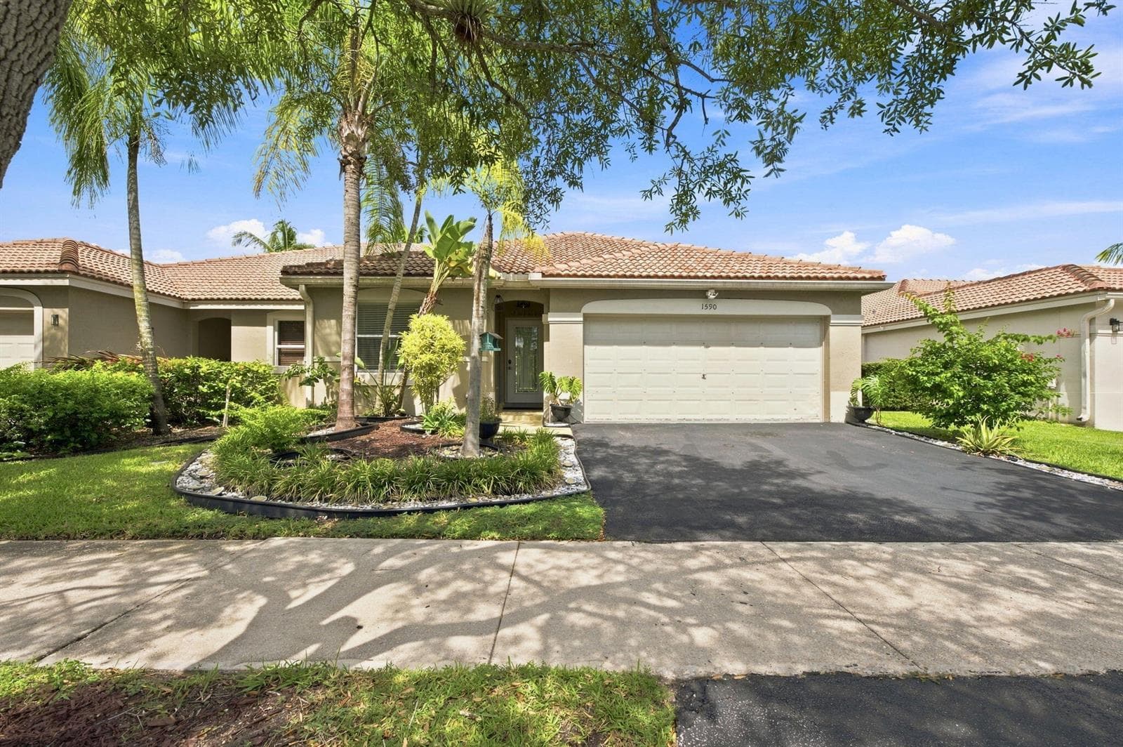 1590 ORION Lane, Weston FL 33327