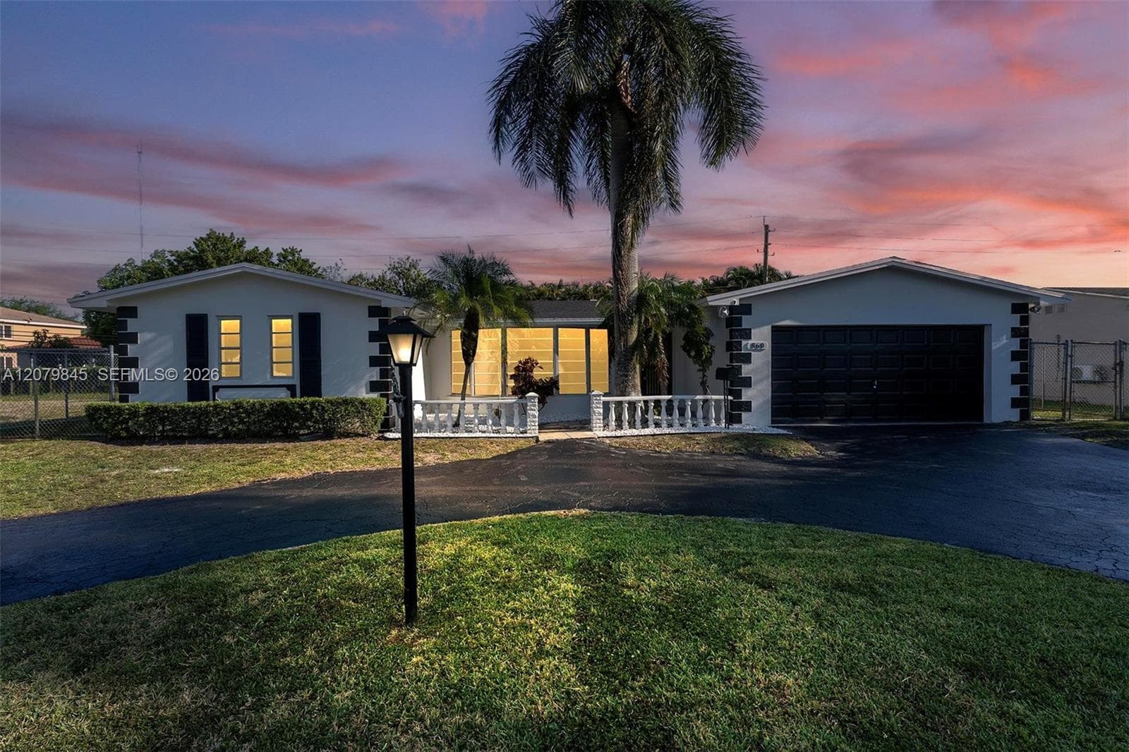 860 NW 207th St, Miami Gardens FL 33169 - Miami Gardens, FL - Photo 1
