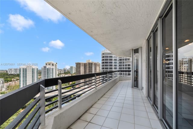 19101 NE 36th Ct # 2607, Aventura FL 33180 - Aventura, FL - Photo 3