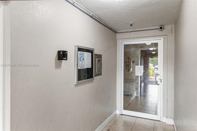 7300 NW 17th St # 310, Plantation FL 33313 - Plantation, FL - Photo 3