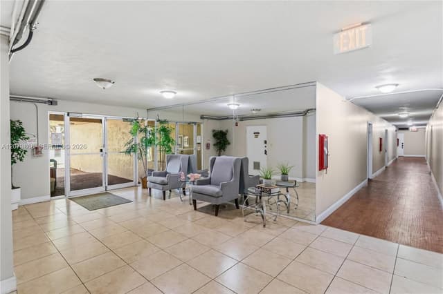 7300 NW 17th St # 310, Plantation FL 33313 - Plantation, FL - Photo 4