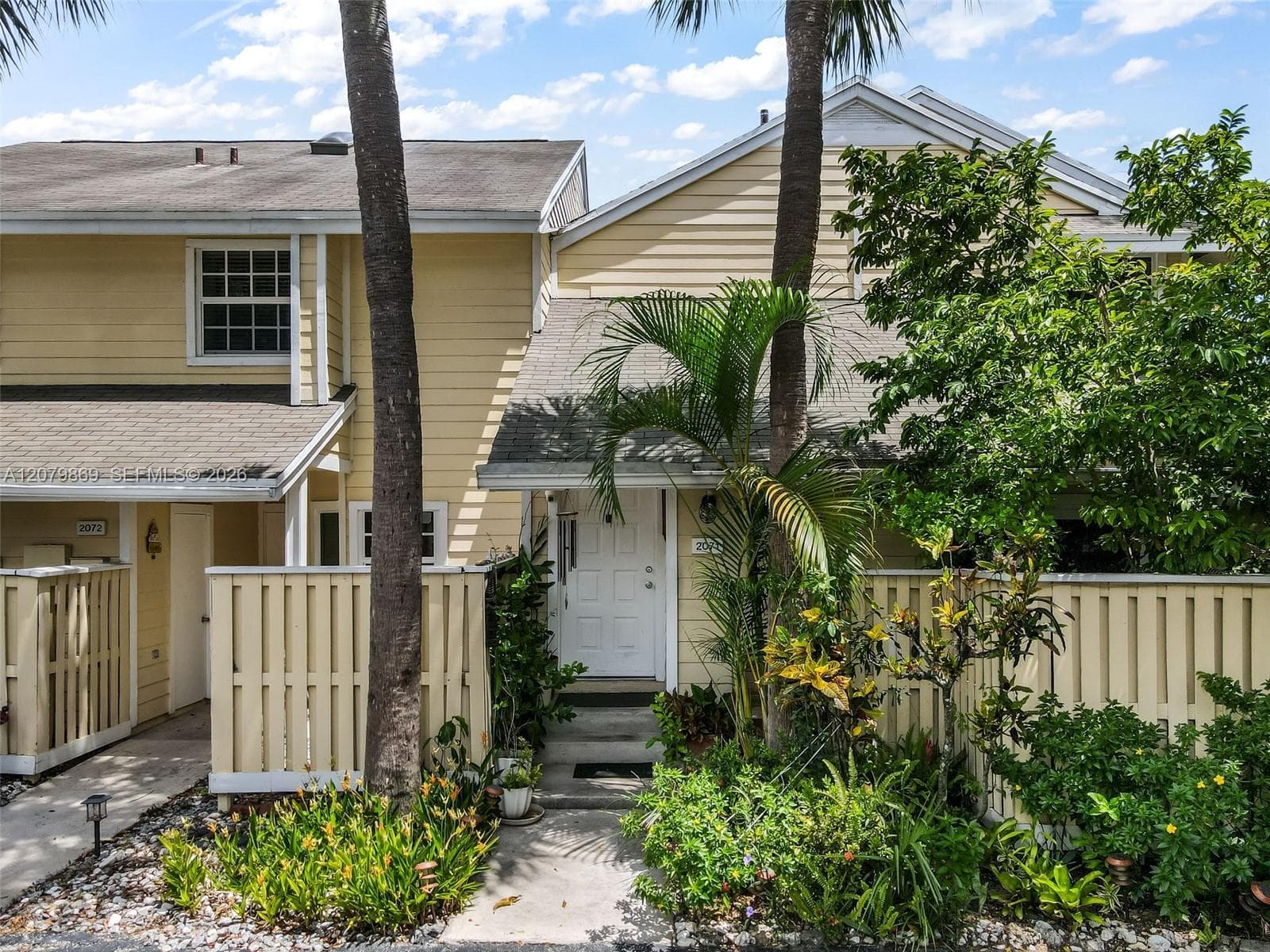 2071 Champions Way, North Lauderdale FL 33068 - North Lauderdale, FL - Photo 1