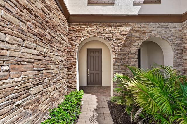10306 WELLINGTON PARC Drive, Wellington FL 33449 - Wellington, FL - Photo 3
