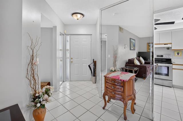 5267 Europa Drive # C, Boynton Beach FL 33437 - Boynton Beach, FL - Photo 4