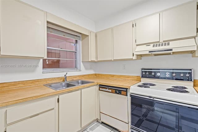8000 SW 151st Ct # 614, Miami FL 33193 - Miami, FL - Photo 6