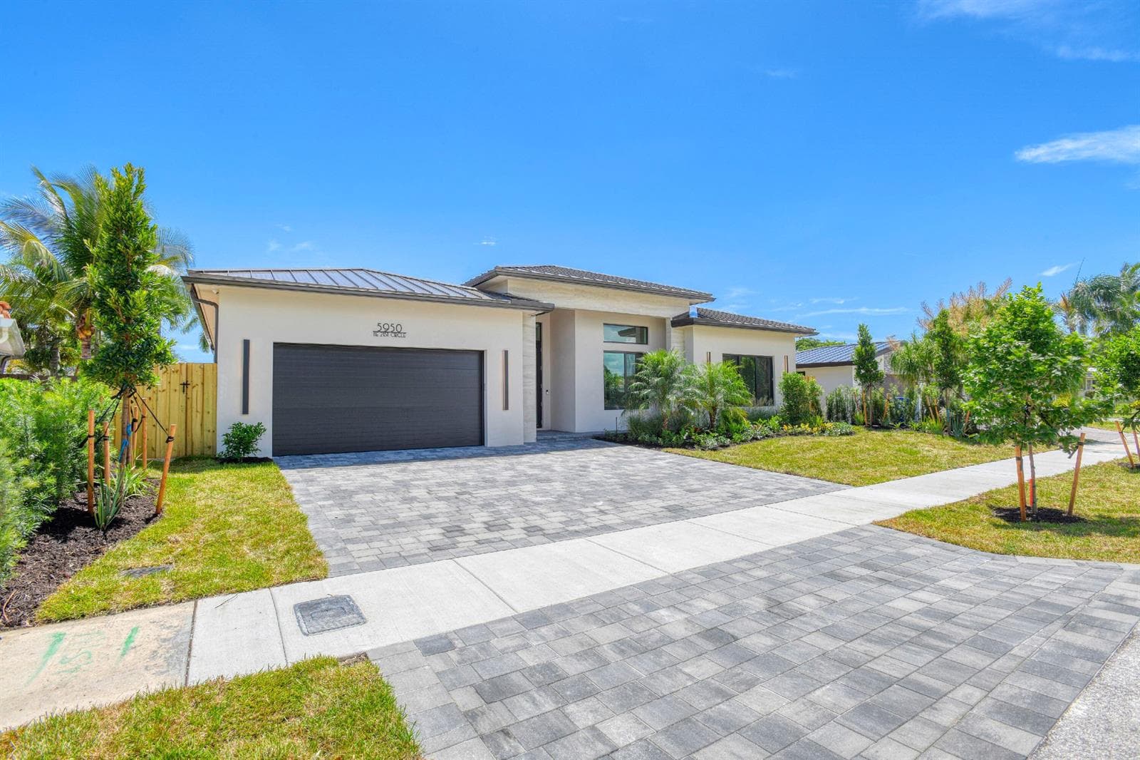 5950 NE 21st Circle, Fort Lauderdale FL 33308 - Fort Lauderdale, FL - Photo 1
