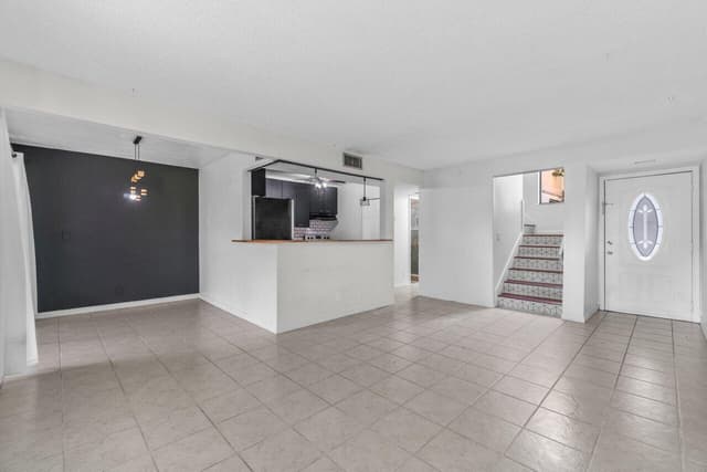 1149 NW 13th Street # 5, Boca Raton FL 33486 - Boca Raton, FL - Photo 2