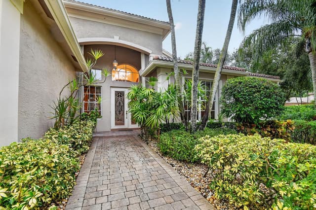 8934 MAJORCA BAY Drive, Lake Worth FL 33467 - Lake Worth, FL - Photo 2