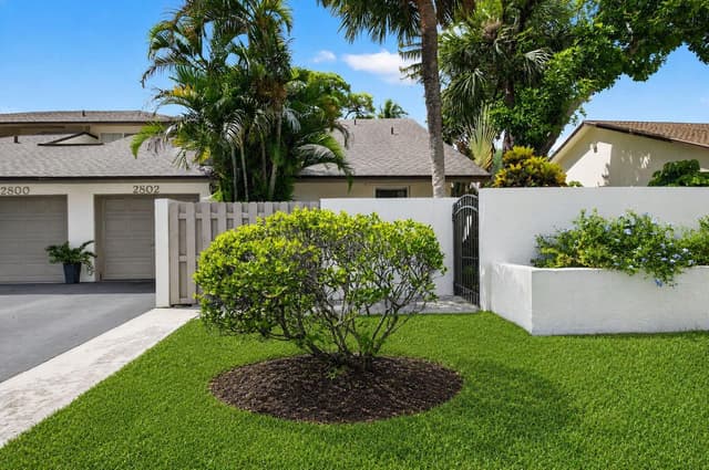 2802 SW 6th Street, Delray Beach FL 33445 - Delray Beach, FL - Photo 2