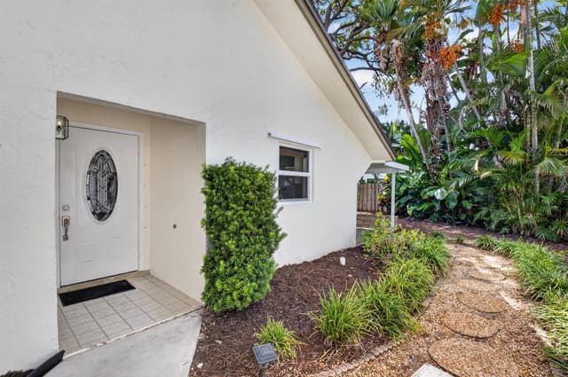 2802 SW 6th Street, Delray Beach FL 33445 - Delray Beach, FL - Photo 6