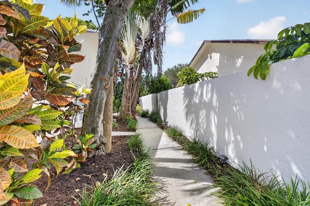 2802 SW 6th Street, Delray Beach FL 33445 - Delray Beach, FL - Photo 5