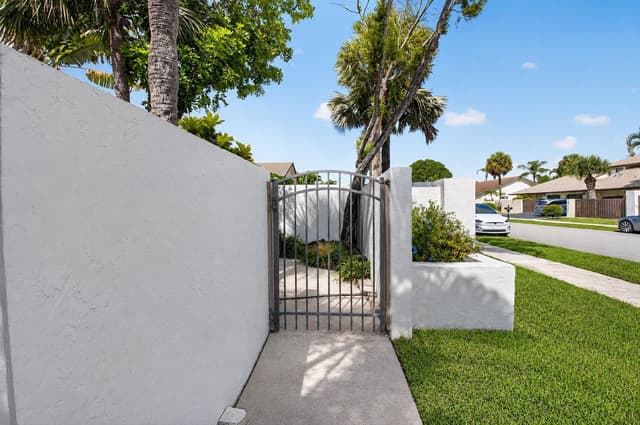 2802 SW 6th Street, Delray Beach FL 33445 - Delray Beach, FL - Photo 4