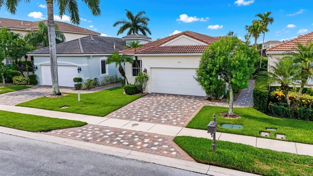 206 ISLE VERDE Way, Palm Beach Gardens FL 33418 - Palm Beach Gardens, FL - Photo 3