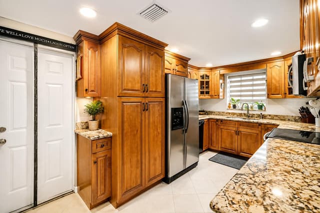 404 S 62nd Terrace, Hollywood FL 33023 - Hollywood, FL - Photo 2