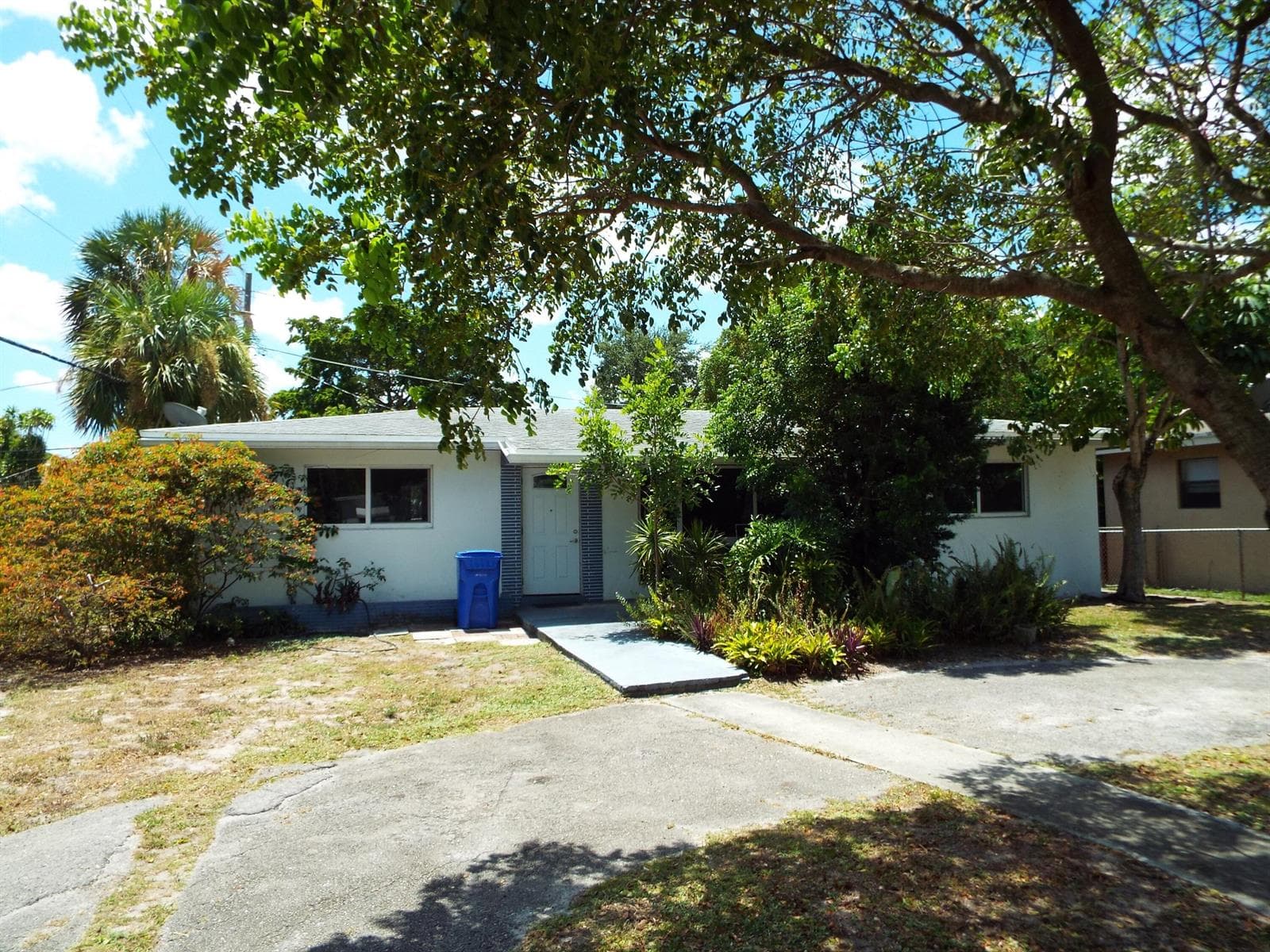 2600 SW 5th Street, Fort Lauderdale FL 33312