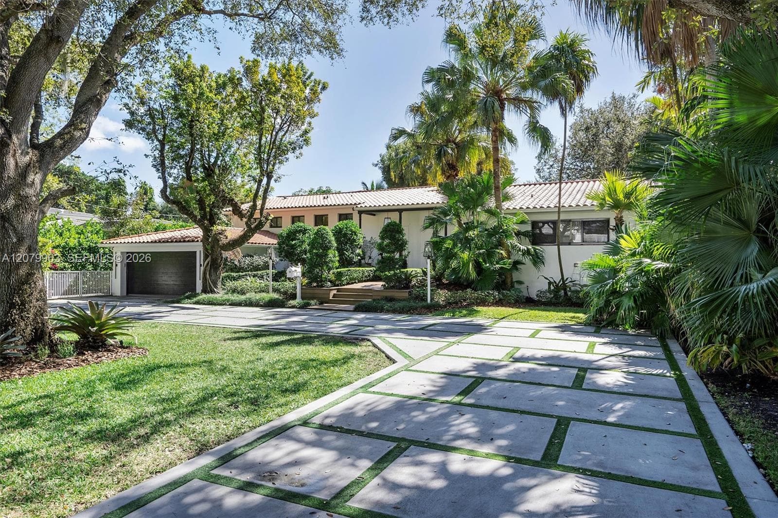 652 NE 105th St, Miami Shores FL 33138 - Miami Shores, FL - Photo 1