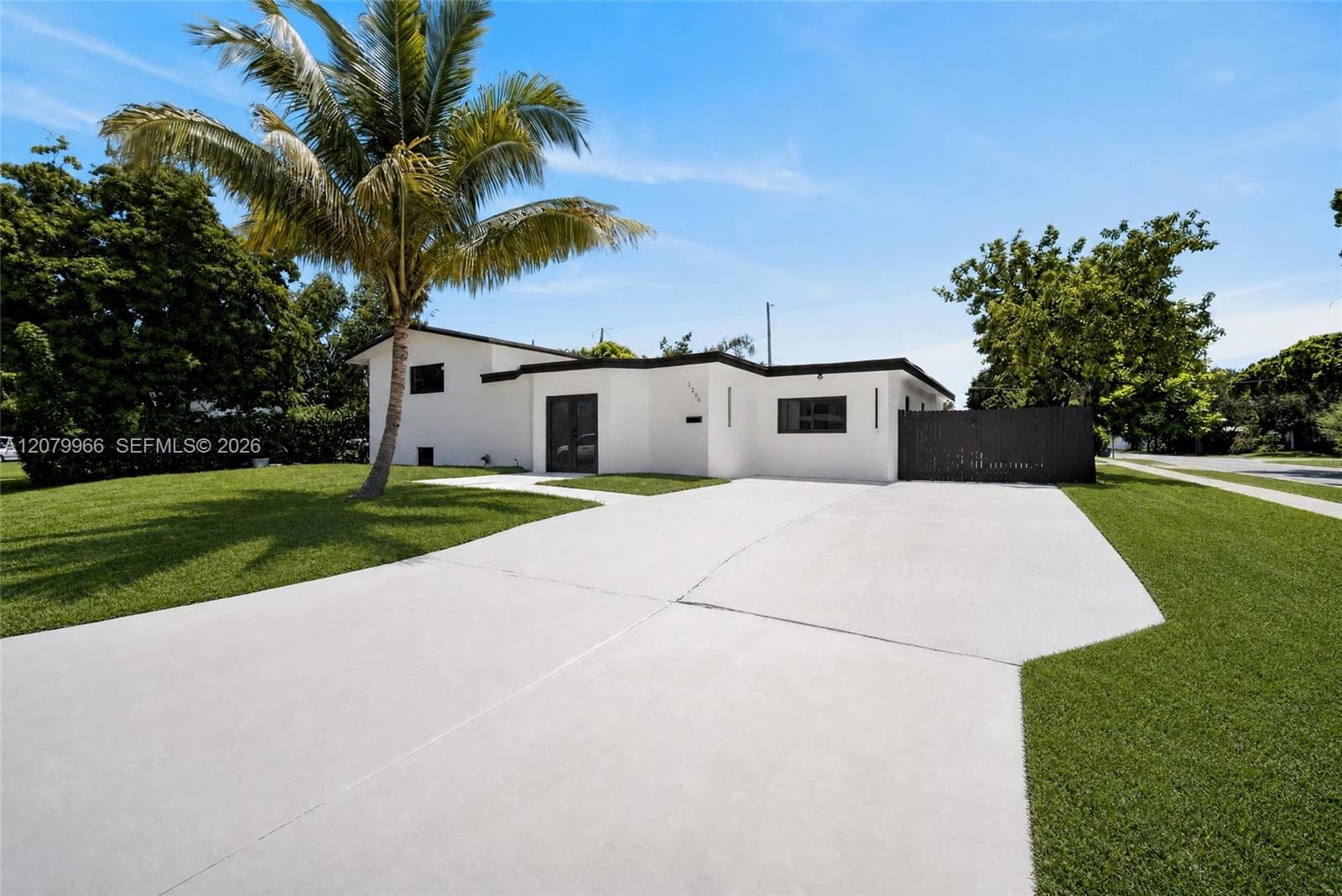 1200 NE 204th Ter, Miami FL 33179 - Miami, FL - Photo 1